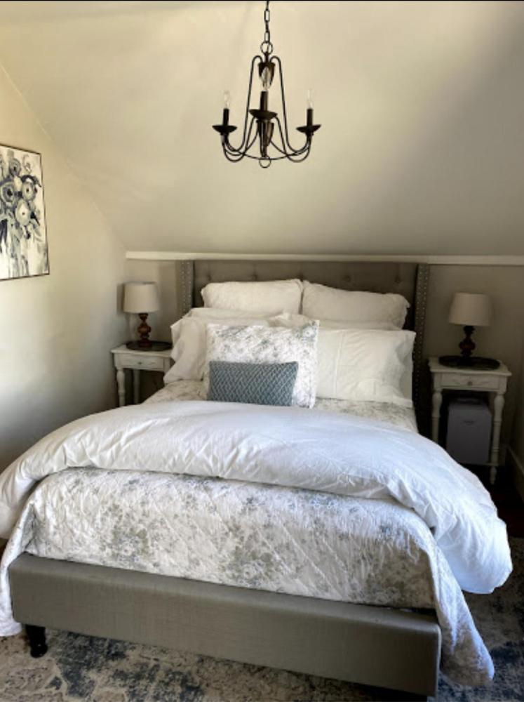 Deluxe Double Room with Extra Bed interior